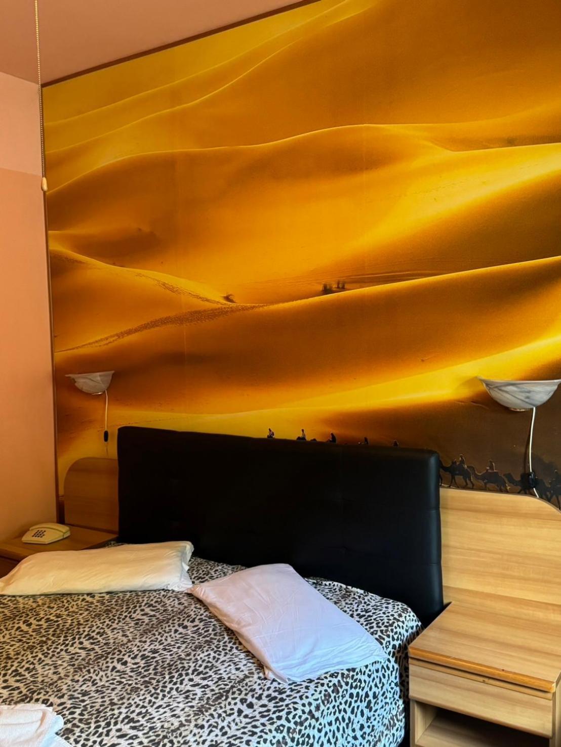 Sleep Well Hotel Total 2 Stelle Pisogne Rom bilde